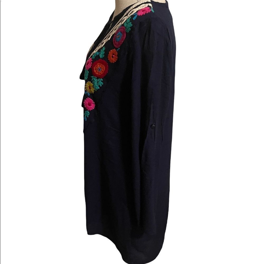 Judith March Embroidered Dress - Picture 4 of 7